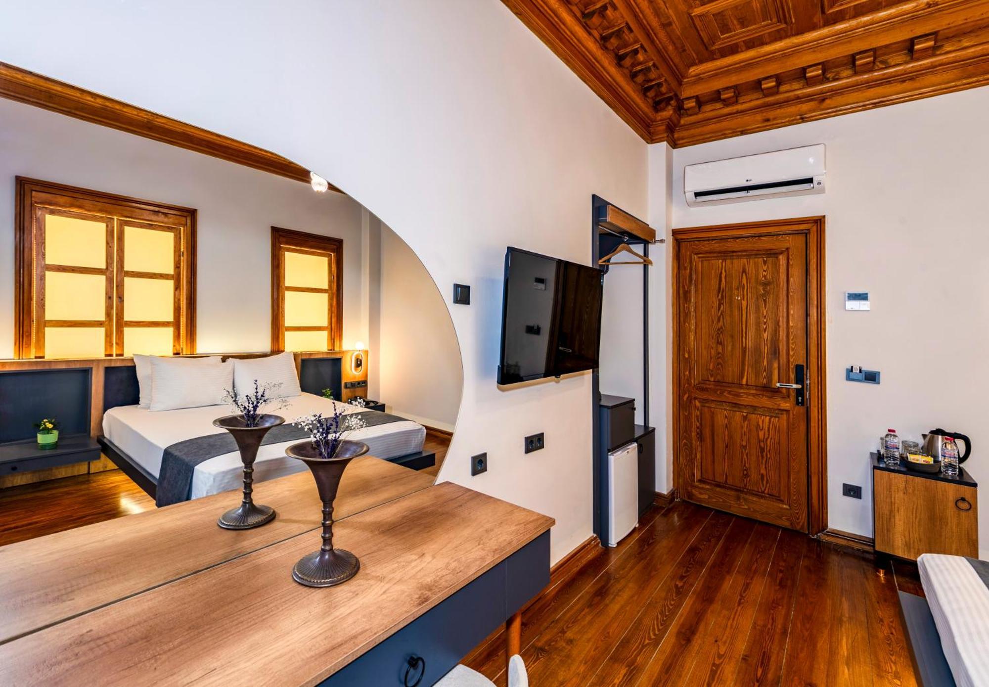 Elmira Pera Hotel & Spa - Special Class Istanbul Ngoại thất bức ảnh
