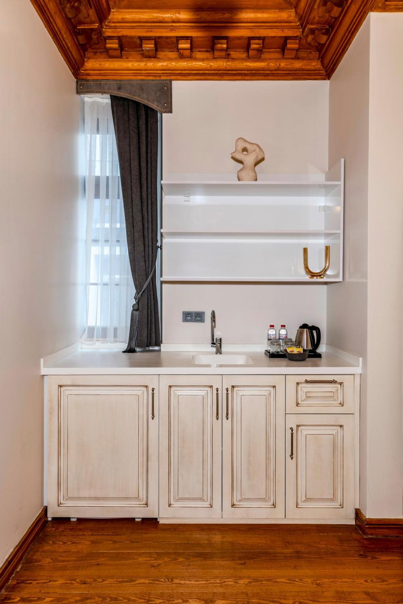 Elmira Pera Hotel & Spa - Special Class Istanbul Ngoại thất bức ảnh