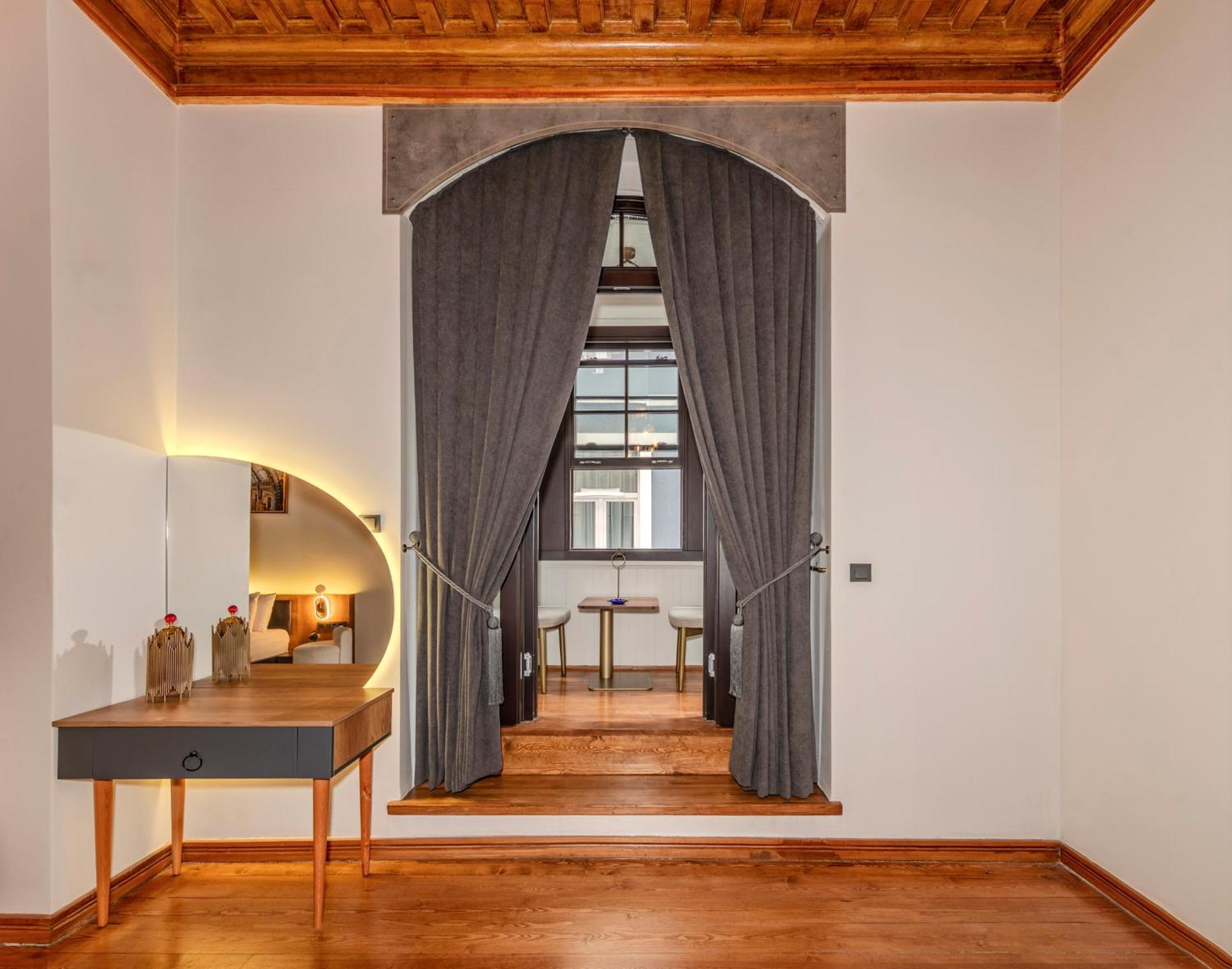 Elmira Pera Hotel & Spa - Special Class Istanbul Ngoại thất bức ảnh